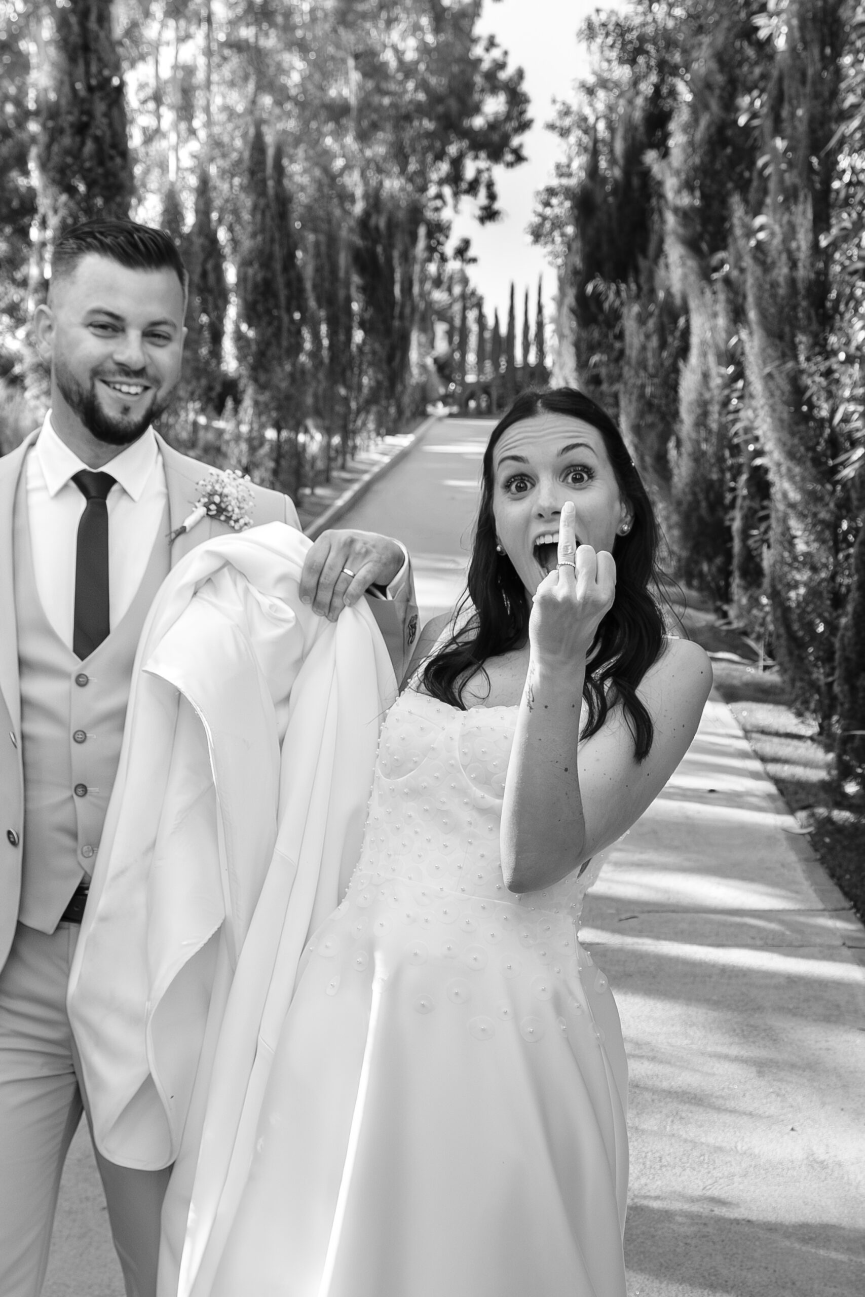 Porque “Não Fotografo Poses”: O Manifesto para o Seu Casamento em 2026