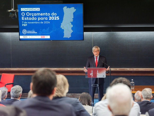 Streaming para Eventos Híbridos: Como garantir que a sua transmissão não falha (e impressiona quem vê de casa)