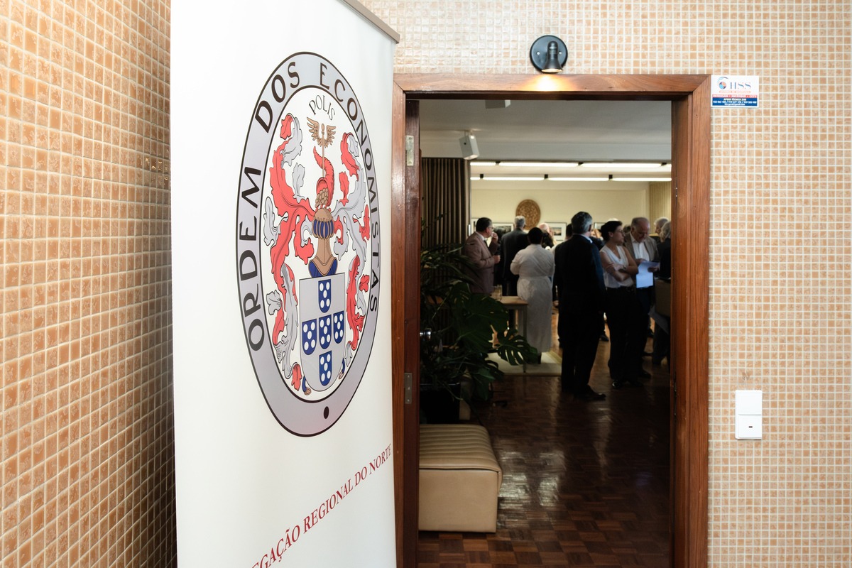Cobertura Fotográfica Profissional | Evento Institucional da Ordem dos Economistas
